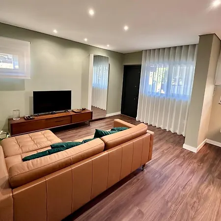 House Real Companhia 55/53 *